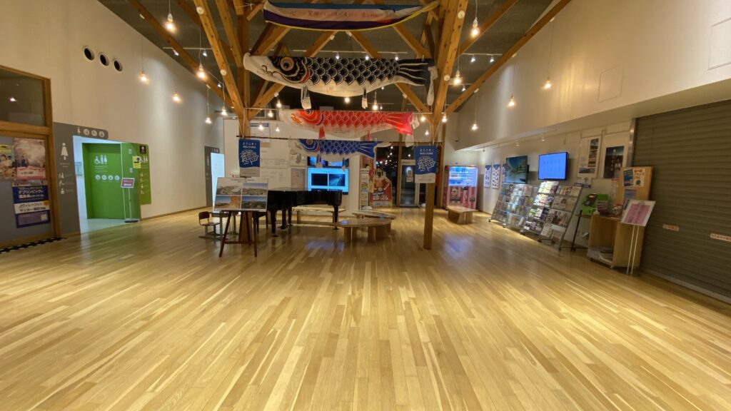 道の駅なみえ情報館