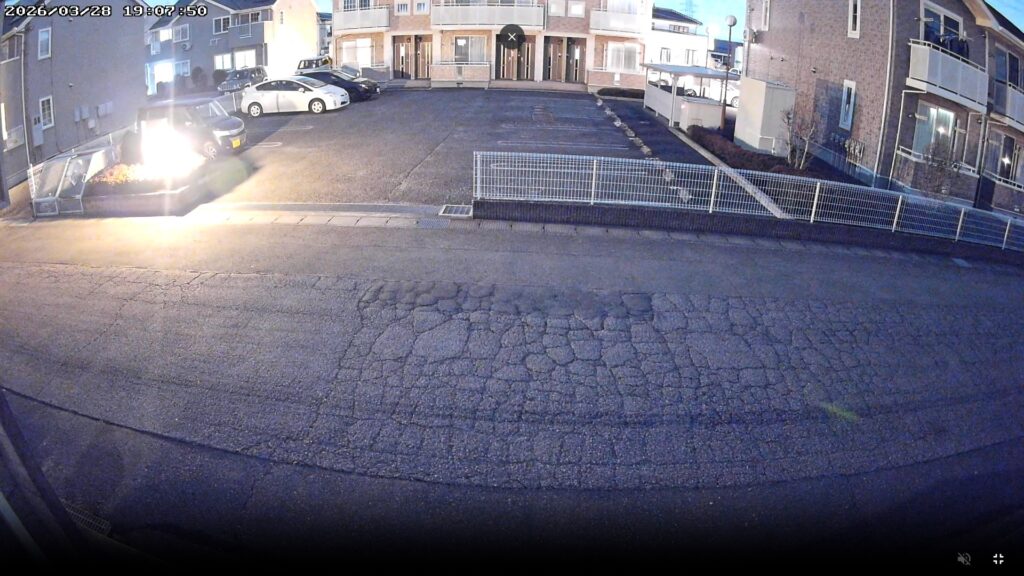 夜でも明るいフルカラー画像