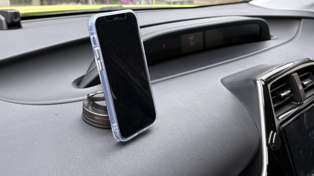 しっかり固定でき悪路でも安心