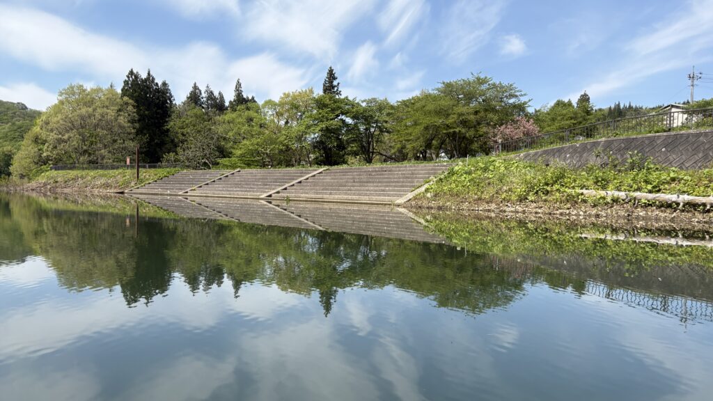 川尻湖畔公園階段