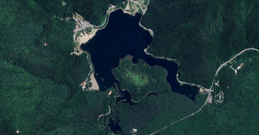 精進湖地図