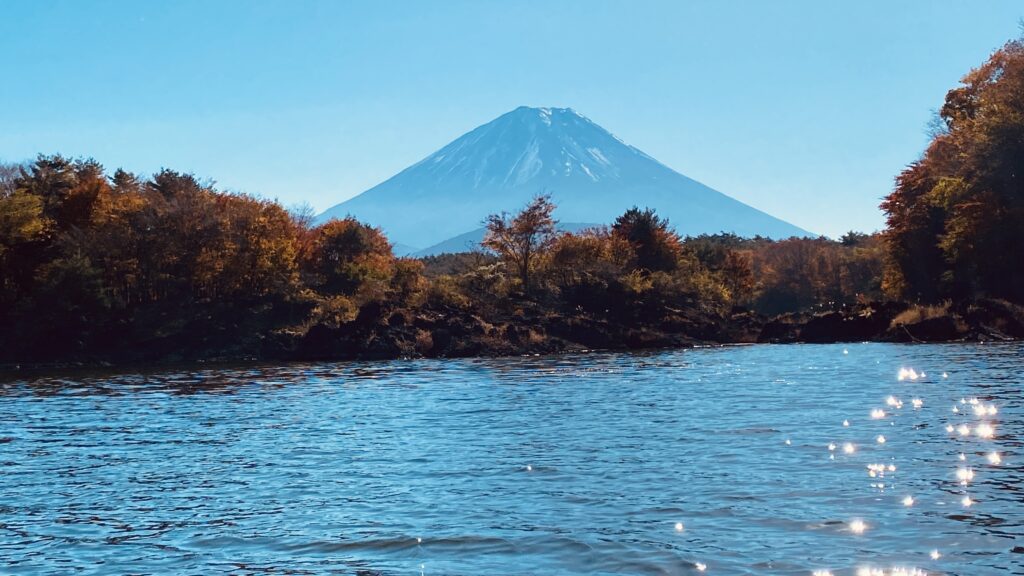 右側ワンドから見る富士山